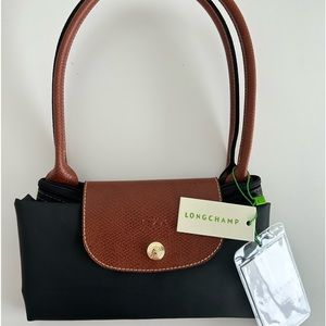 Longchamp le pliage bag size medium brand new